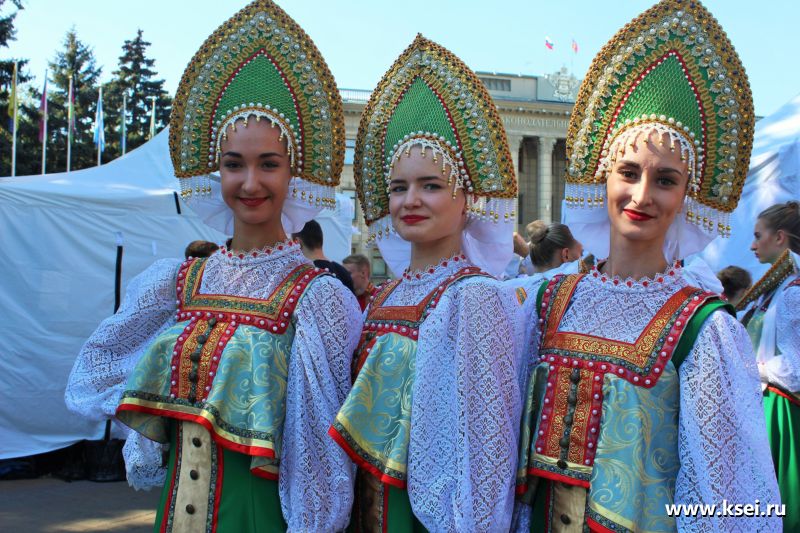 Парад российского студенчества в Краснодаре (КСЭИ)